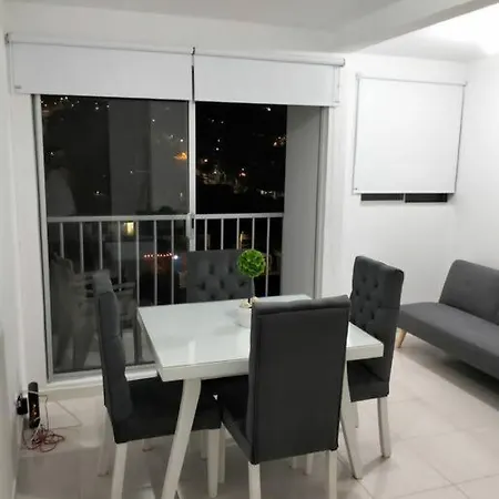 Apartment Moderno Apto + 2 Hab + 2 Bano + Piscina, Cerca Del Mar